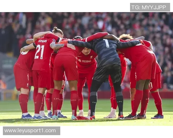 科纳特社媒分享与赫拉芬贝赫合照庆祝结束四连败重回胜利轨道