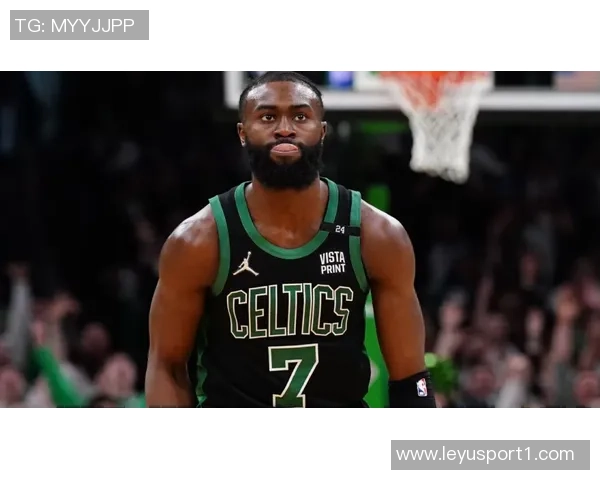 乌度卡谈杜兰特的重要性：逆境中他的存在是球队的奢侈品