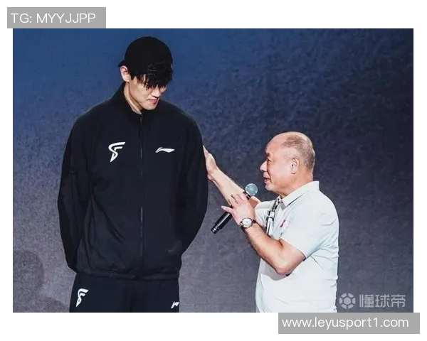 曾凡博赛后未带行李将先回北京处理签证事宜