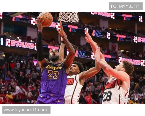 KJ马丁NBA生涯数据回顾22-23赛季火箭表现显著提升场均得分突破12分