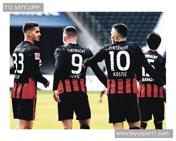 替补二人组约维奇与拉松联手发力合力砍下35分助力球队胜利 替补二人组约维奇与拉松联手发力合力砍下35分助力球队胜利