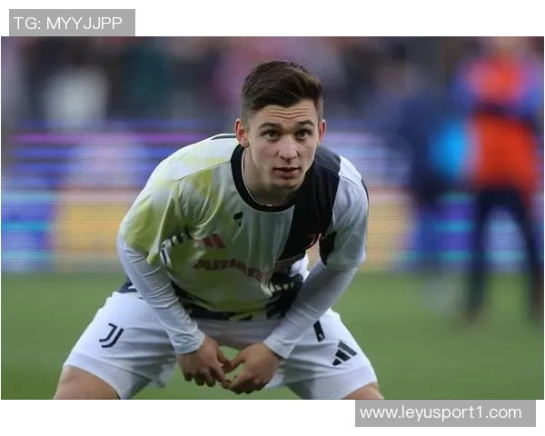 凯利重返尤文部分合练小孔塞桑坚持个人训练继续努力