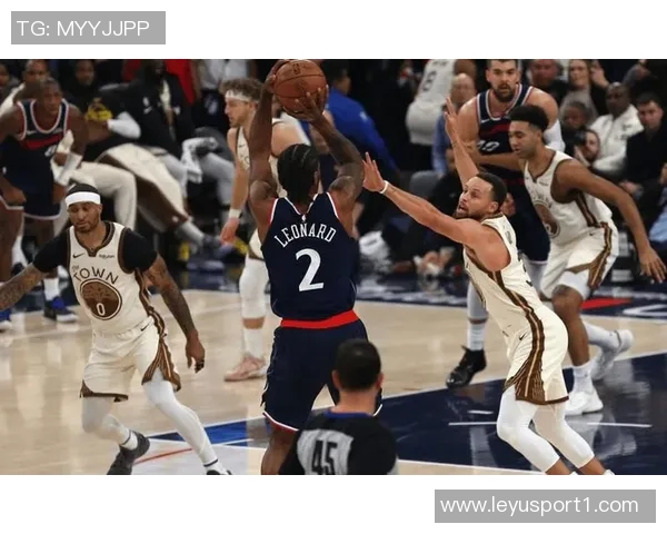 科尔赛前强调防守乔治暂停时温柔提醒球员专注